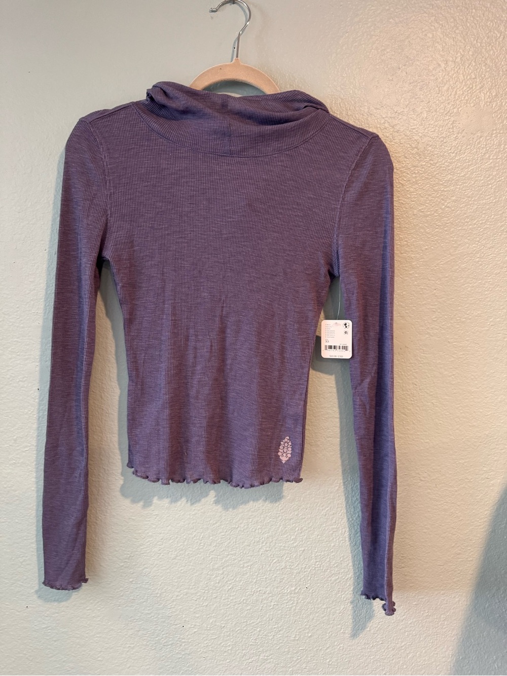 NWT Free People Movement
Breathe Easy Layer Top XS Graphite Lightweight
Hooded